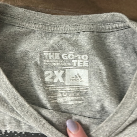 Men’s adidas t-shirt - Picture 5 of 5